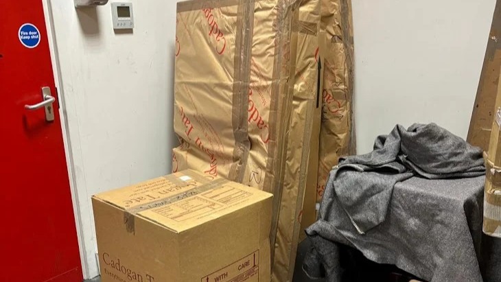 Residential removal service Holland Park — Move-on Up team packing stuff