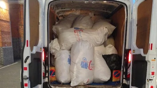 Insured man and van driver in Notting Hill — student and small move specialist