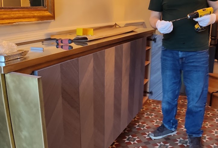 best and urgent shelf, mirror & curtain rail fitting notting hill, west london